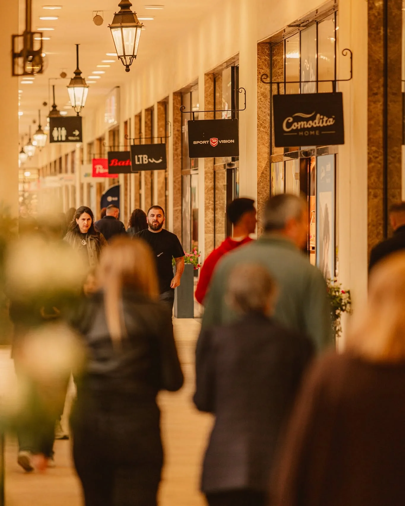 The Village: Shopping & Fun project view 8
